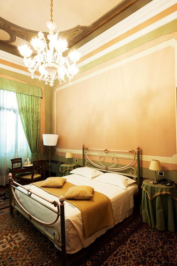 Villa Ducale Hotel & Ristorante Dolo Eksteriør bilde
