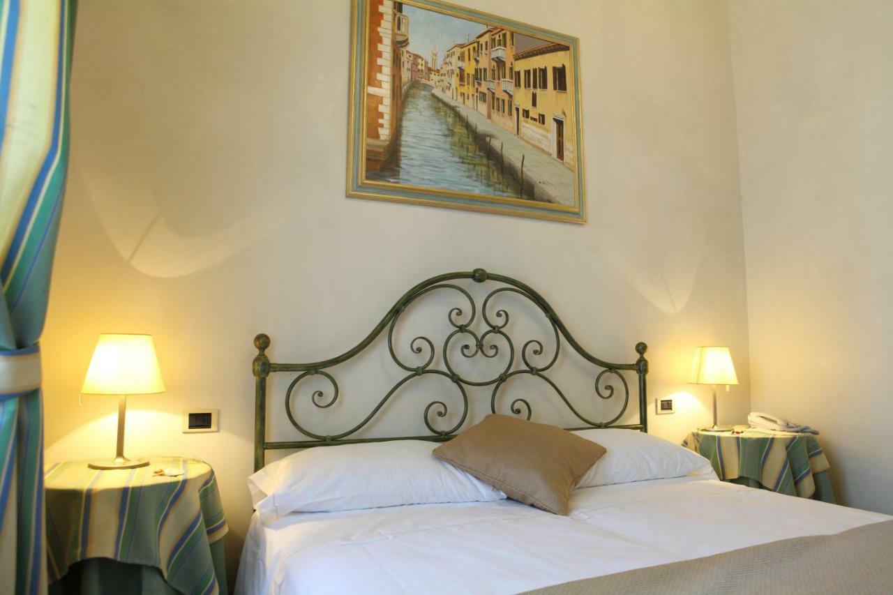 Villa Ducale Hotel & Ristorante Dolo Eksteriør bilde